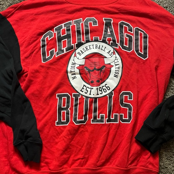 NBA Other - 3/$10. Men’s Bulls Shirt L